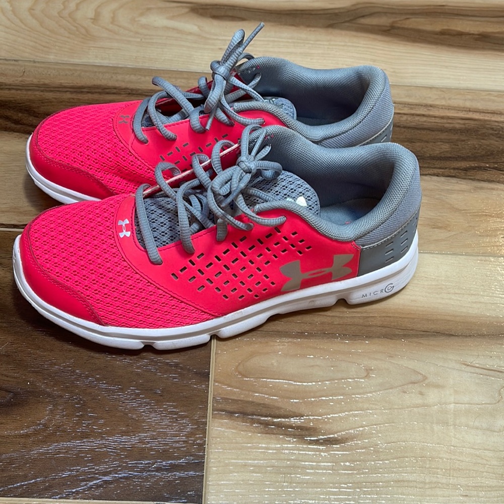 Under Armour pink Shoes